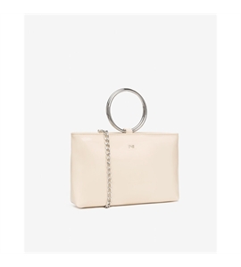 E644129D_711_03-768x960