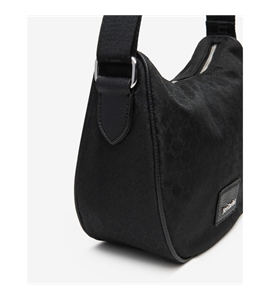 E644210D_100_04-768x960