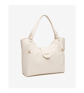 E644200D_710_03-768x960