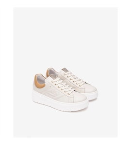 E513090D_713_03-600x750