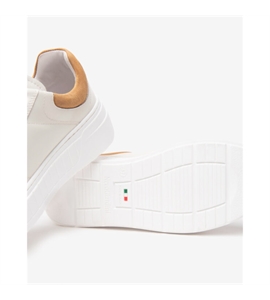 E513090D_713_06-600x750